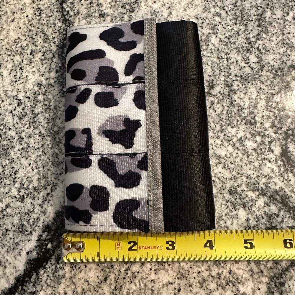 Harvey’s small wallet great condition